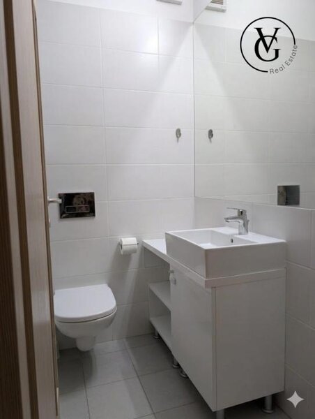 Fabrica de Glucoza apartament 3 camere parter cu terasa